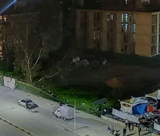 باب الزوار "سقوط جدار بالسكن الجامعي