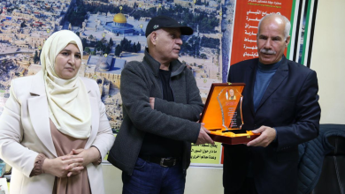 صورة من زنازين القيد إلى منابر الكلمة