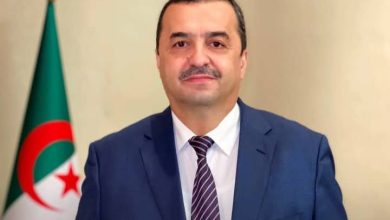 صورة وزير المحروقات والمناجم في المؤتمر العام 11