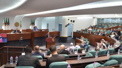 صورة الرقابة والرقمنة في الواجهة