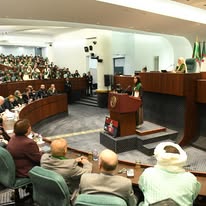 صورة وزراء يجيبون على أسئلة “نواب المستقبل”