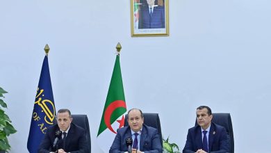 صورة تنصيب محافظ بنك الجزائر